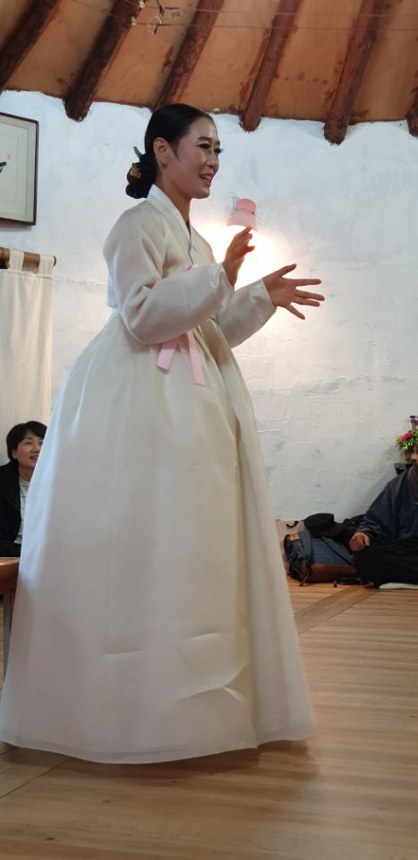 꾸미기_1539494708776.jpg